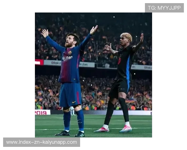 巴萨两代 10 号世纪同框？梅西 vs 亚马尔官方确认